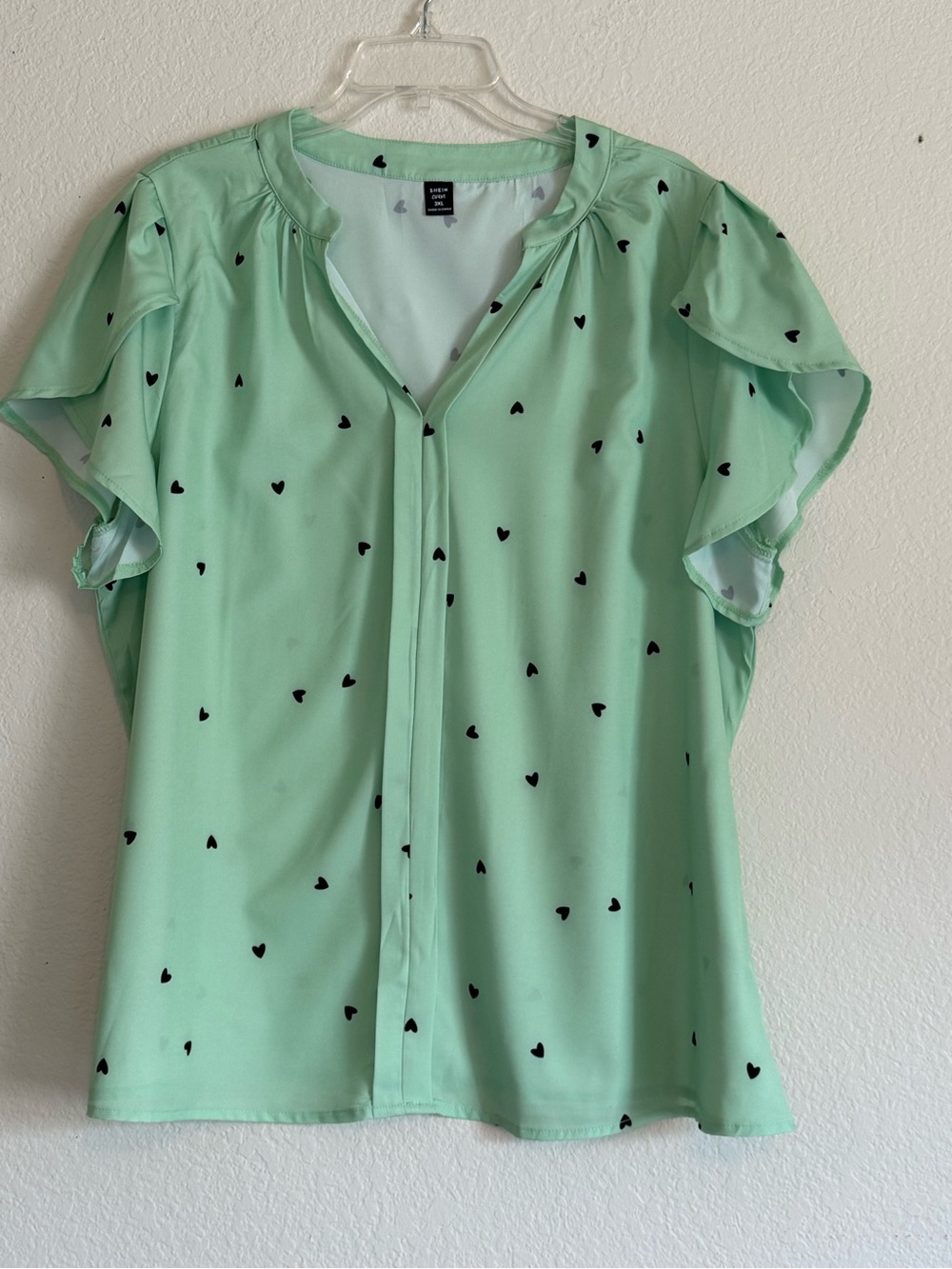 SALE-SHEIN Mint Green Blouse with Dark Green Heart Print 3XL NWOT